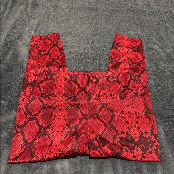 Lululemon Athletica Red Leggings - Picture 5 of 7